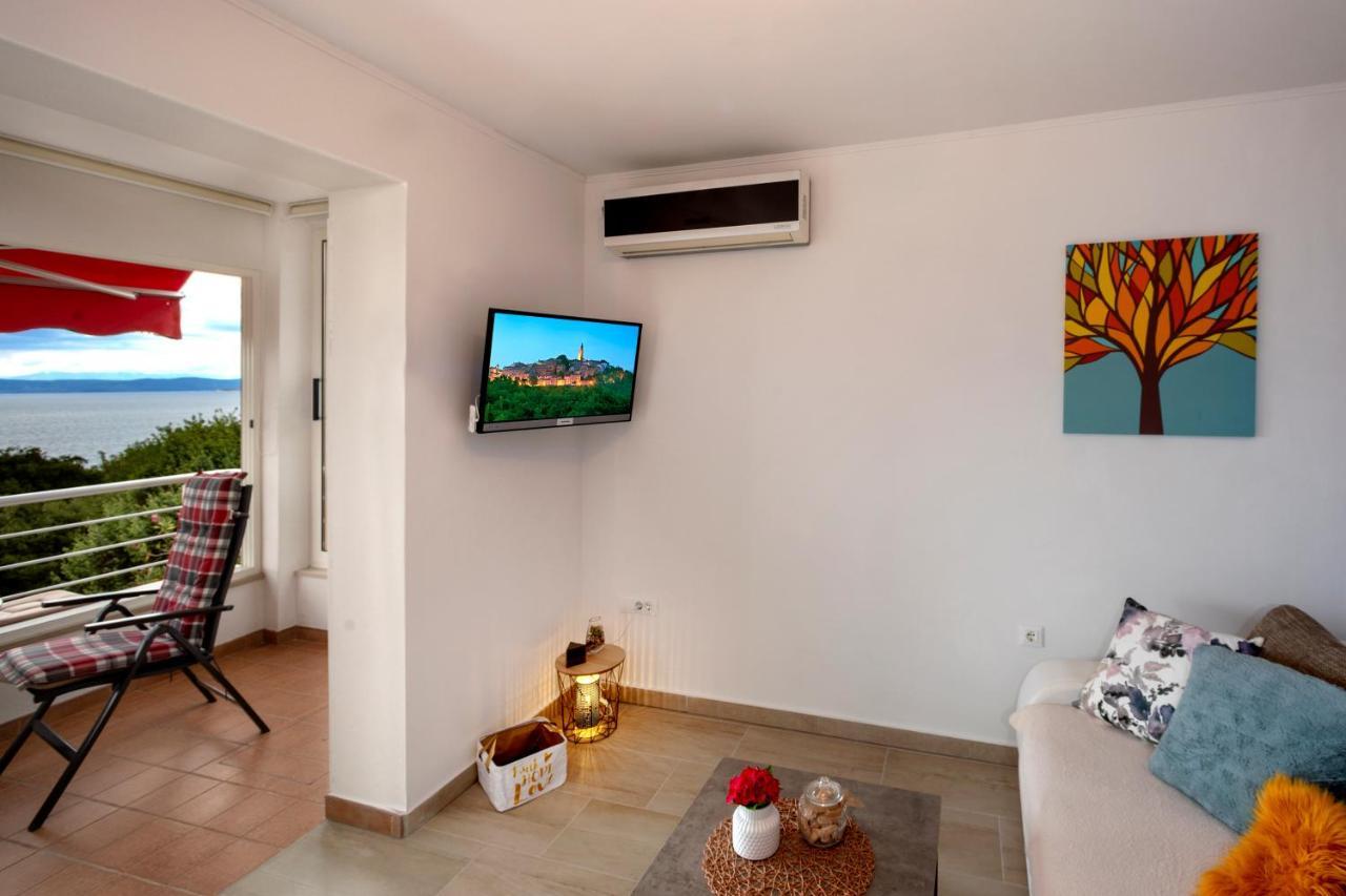 B Apartment Ravni Luaran gambar